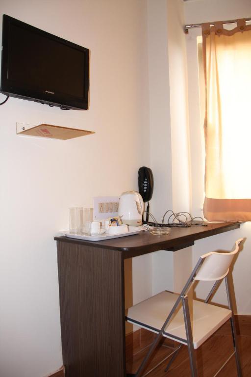 Down Town Guest House Колката Номер фото